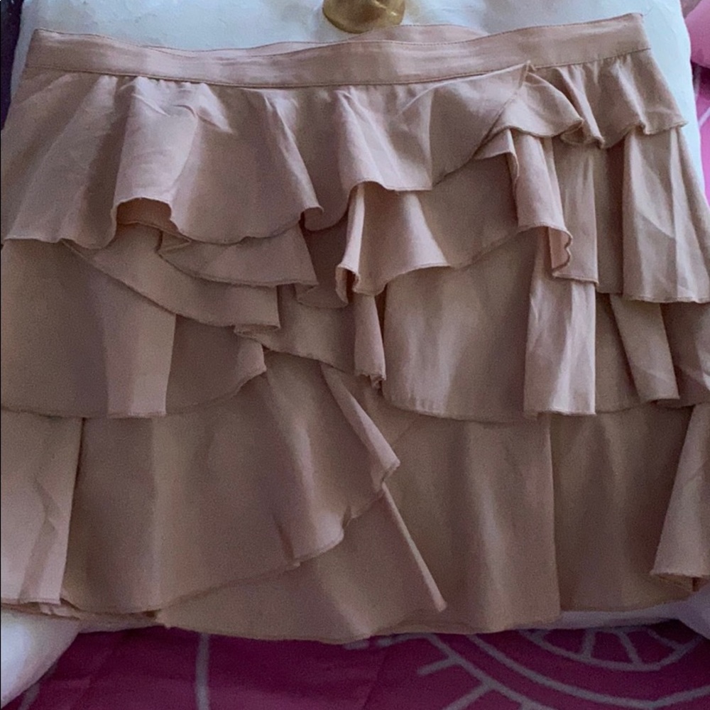 forever 21 ruffled blush skirt size: L